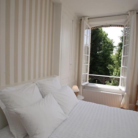 Manoir Le Mesnil Panzió Saint-Martin-aux-Chartrains Kültér fotó