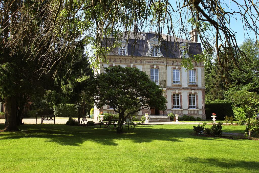 Manoir Le Mesnil Panzió Saint-Martin-aux-Chartrains Kültér fotó